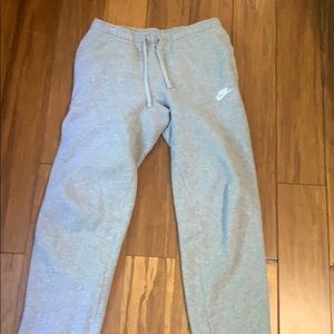 Size small women Nike sweatpants